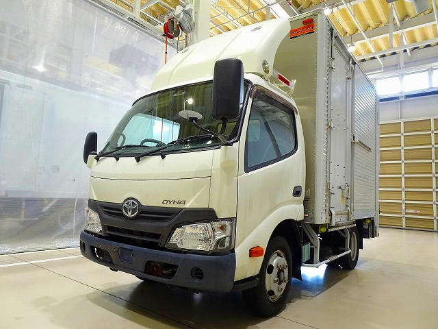 トヨタ ダイナ 小型 アルミバン TPG-XZU605(91483) 1枚目