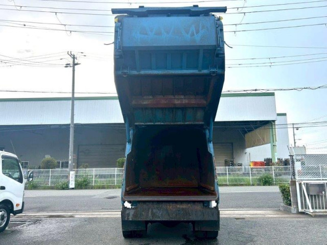 三菱ふそう ファイター 増トン 塵芥車（プレス式） 2KG-FK72FZ(91488) 9枚目
