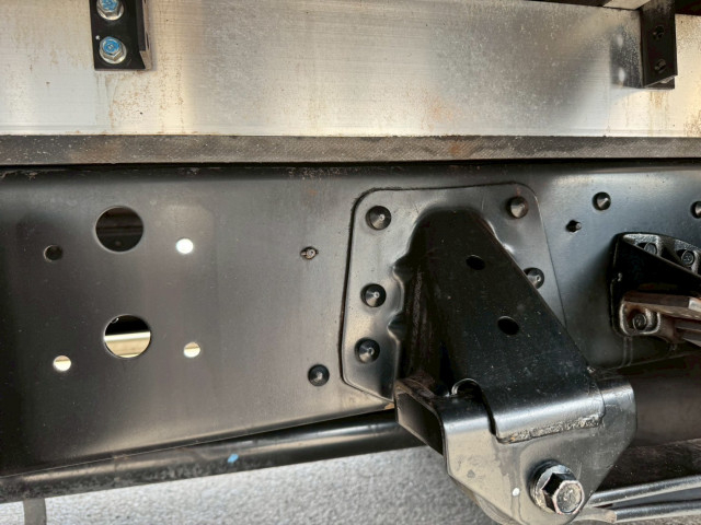 日野 レンジャー 中型 冷凍冷蔵バン 2KG-FD2ABA(91495) 24枚目