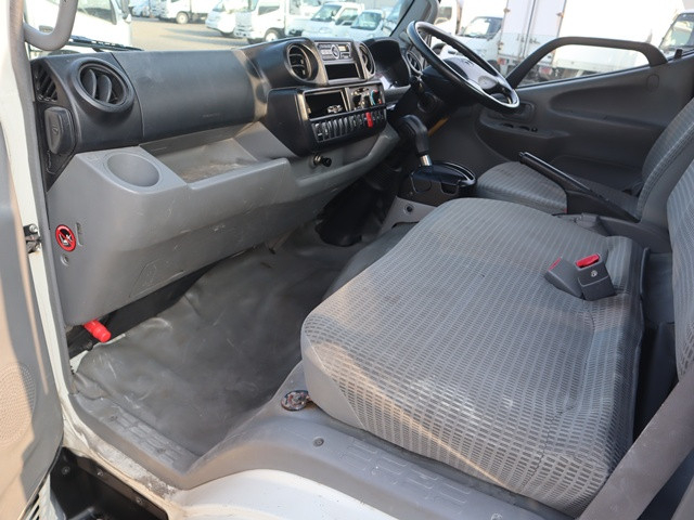 トヨタ トヨエース 小型 平ボディ TPG-XZC655(91507) 30枚目