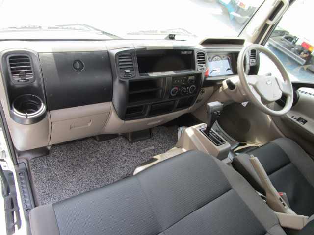 日産自動車 アトラス 小型 平ボディ CBF-SQ2F24(91520) 25枚目