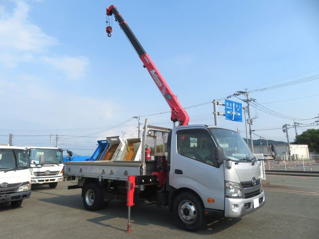 日野 デュトロ 中型 クレーン付き TKG-XZU710M(91525) 16枚目
