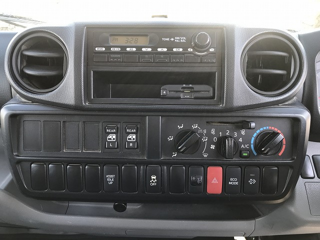 トヨタ ダイナ 小型 Wキャブ TKG-XZU605(91528) 28枚目