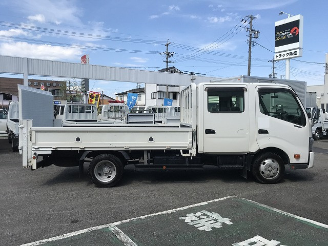 日野 デュトロ 小型 Wキャブ TKG-XZU710M(91533) 8枚目