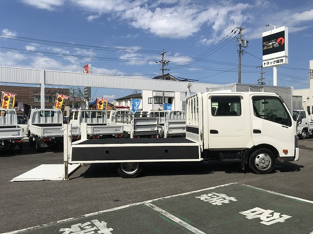 日野 デュトロ 小型 Wキャブ TKG-XZU710M(91533) 15枚目