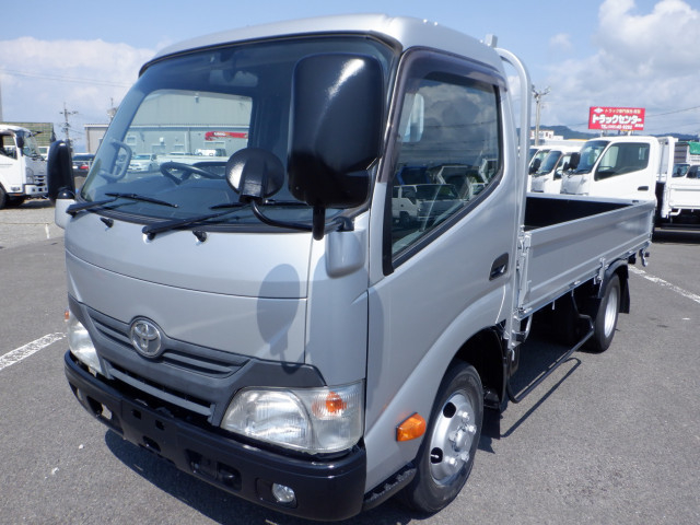 トヨタ トヨエース 小型 平ボディ TKG-XZU645(91542) 1枚目