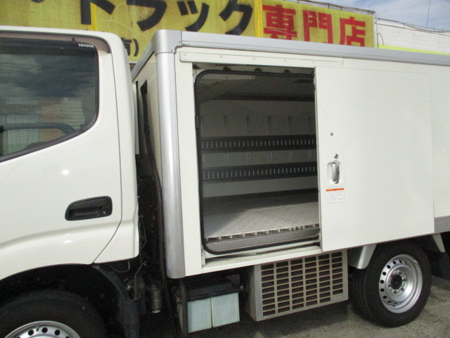 トヨタ ダイナ 小型 冷凍冷蔵バン QDF-KDY221(91544) 6枚目