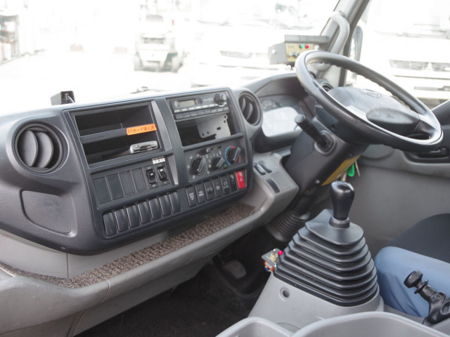 日野 デュトロ 小型 塵芥車（プレス式） TKG-XZU710M(91552) 26枚目
