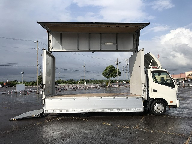 日野 デュトロ 小型 アルミウィング TKG-XZU710M(91558) 8枚目