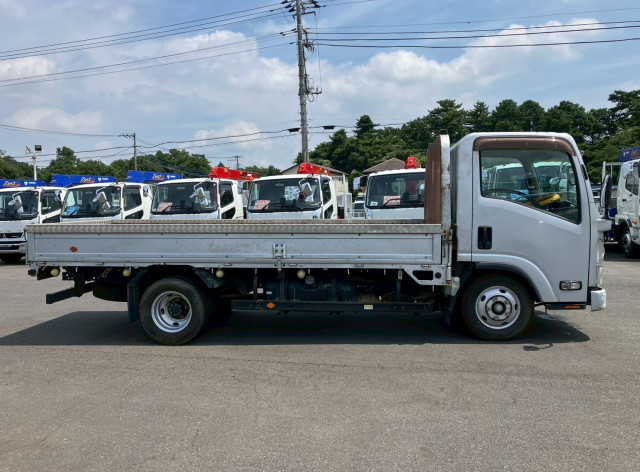 いすゞ エルフ 小型 平ボディ TRG-NMR85AR(91561) 4枚目