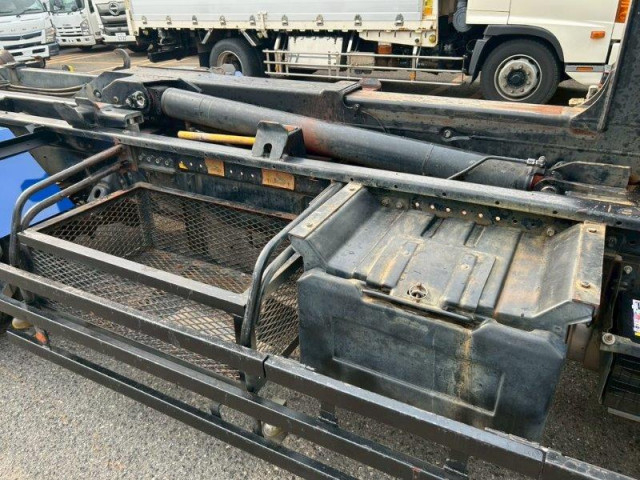日野 レンジャー 増トン コンテナ専用車 QKG-FE7JMAA(91569) 30枚目