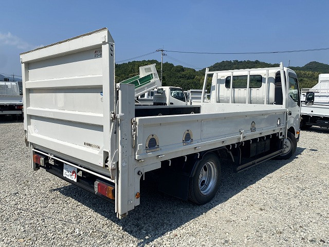 日野 デュトロ 小型 平ボディ SKG-XZU710M(91606) 8枚目