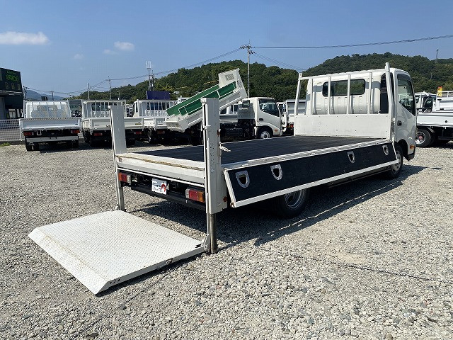 日野 デュトロ 小型 平ボディ SKG-XZU710M(91606) 15枚目