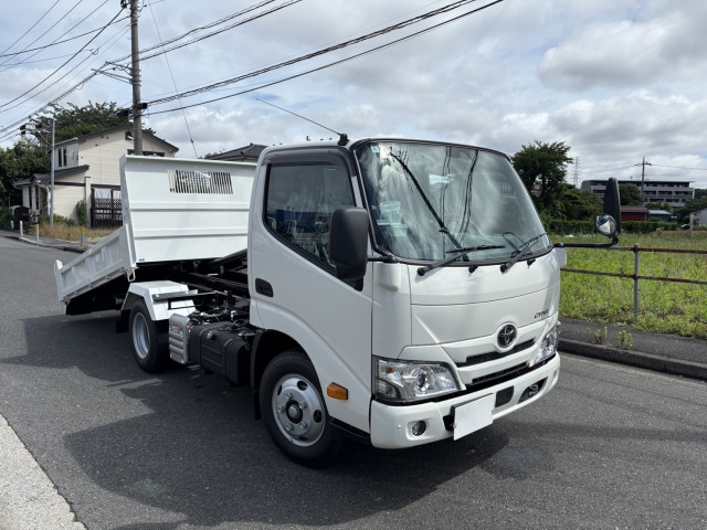 トヨタ ダイナ 小型 土砂ダンプ 2KG-XZU600D(91618) 2枚目