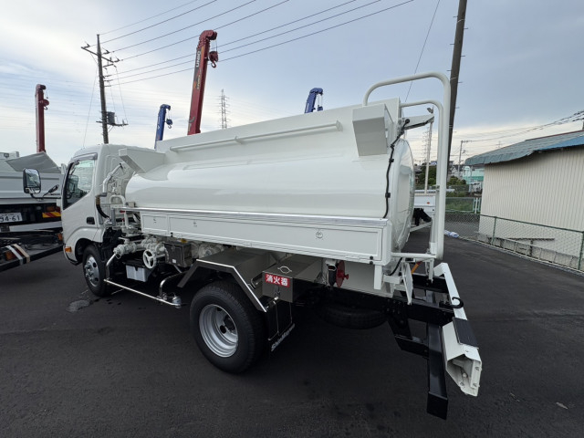 トヨタ ダイナ 小型 タンクローリー 2KG-XZU600H(91620) 4枚目