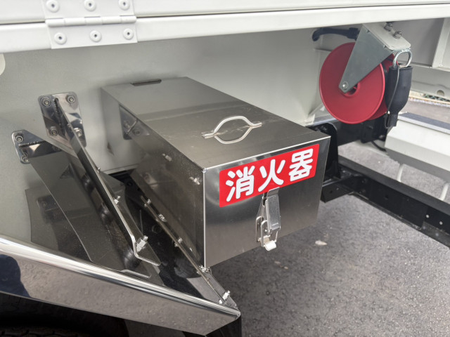 トヨタ ダイナ 小型 タンクローリー 2KG-XZU600H(91620) 9枚目