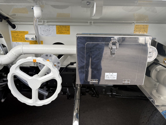 トヨタ ダイナ 小型 タンクローリー 2KG-XZU600H(91620) 14枚目