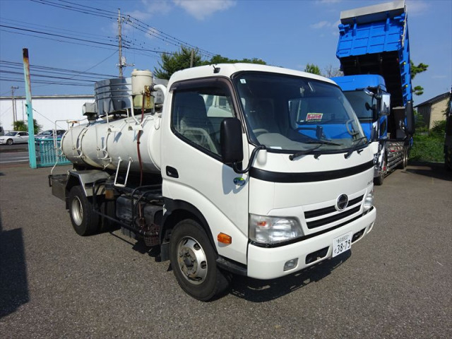 日野 レンジャー 小型 バキュームカー BDG-XZU404X(91636) 2枚目