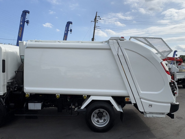 いすゞ エルフ 小型 塵芥車（プレス式） 2RG-NPR88YN(91641) 7枚目