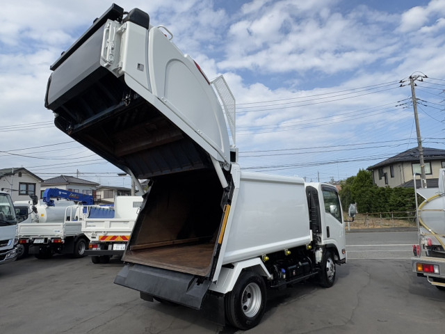 いすゞ エルフ 小型 塵芥車（プレス式） 2RG-NPR88YN(91641) 15枚目