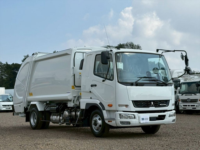三菱ふそう ファイター 中型 塵芥車（プレス式） 2KG-FK62F(91646) 2枚目