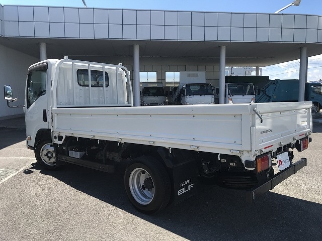 いすゞ エルフ 小型 平ボディ 2RG-NMR88R(91647) 6枚目
