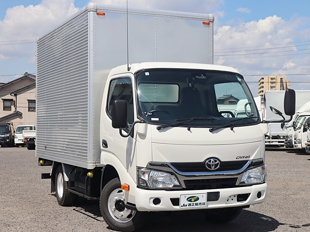 トヨタ ダイナ 小型 アルミバン TPG-XZU605(91651) 4枚目