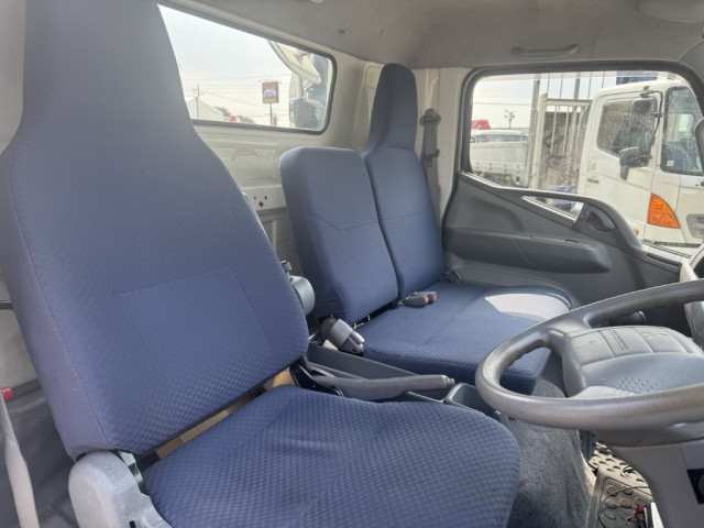 三菱ふそう キャンター 小型 車載専用車 PDG-FE82D(91658) 29枚目