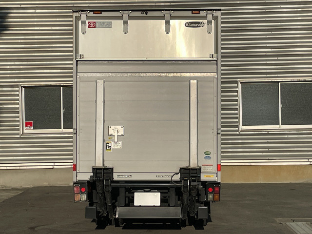 トヨタ トヨエース 小型 アルミバン TPG-XZU605(91730) 2枚目