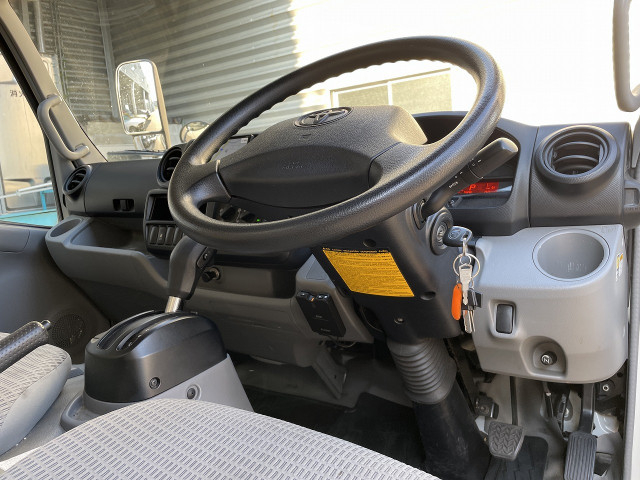 トヨタ トヨエース 小型 アルミバン TPG-XZU605(91730) 15枚目