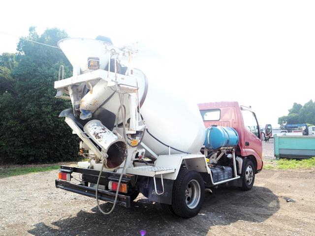 Hino dutro Small Mixer trucks *********(91739) 6枚目