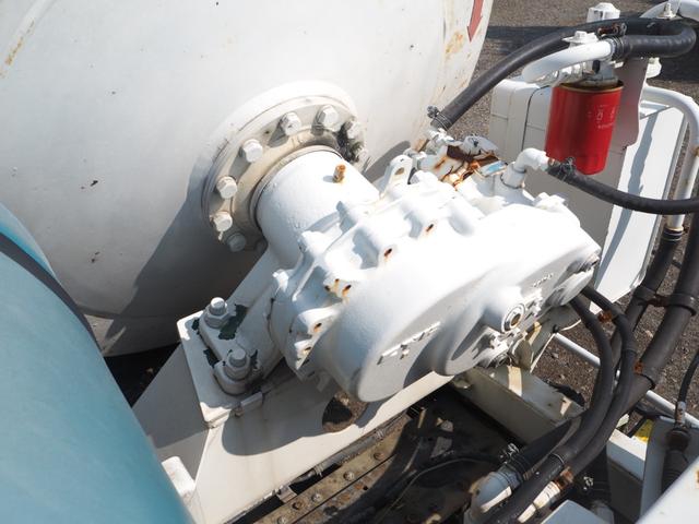 Hino dutro Small Mixer trucks *********(91739) 14枚目
