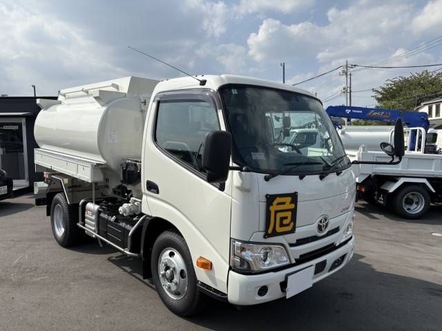 トヨタ ダイナ 小型 タンクローリー 2KG-XZU600H(91743) 2枚目