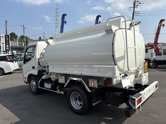 トヨタ ダイナ 小型 タンクローリー 2KG-XZU600H(91743) 4枚目