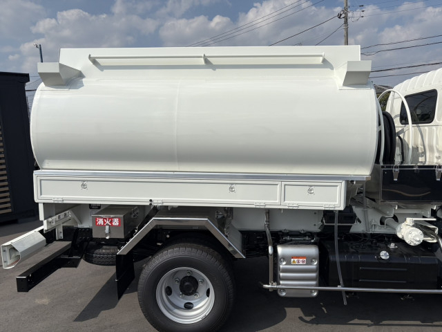 トヨタ ダイナ 小型 タンクローリー 2KG-XZU600H(91743) 7枚目