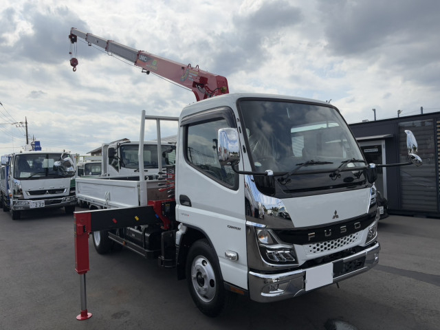 三菱ふそう キャンター 小型 クレーン付き 2RG-FEAV0(91745) 2枚目