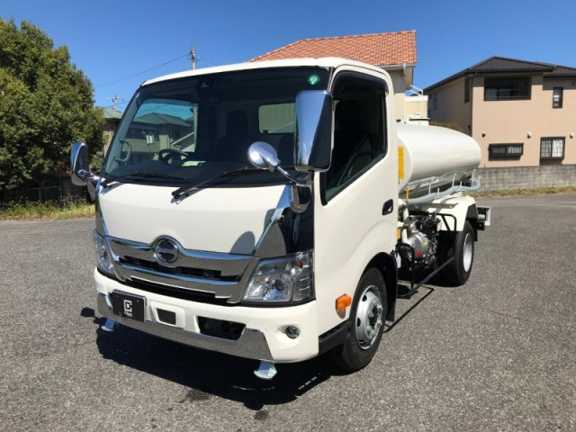 日野 デュトロ 中型 高圧洗浄車 2KG-XZU700M(91747) 2枚目