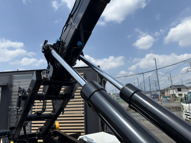 三菱ふそう ファイター 中型 コンテナ専用車 2KG-FK72F(91748) 10枚目