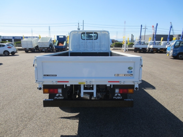 三菱ふそう キャンター 小型 平ボディ 2RG-FBAV0(91753) 7枚目