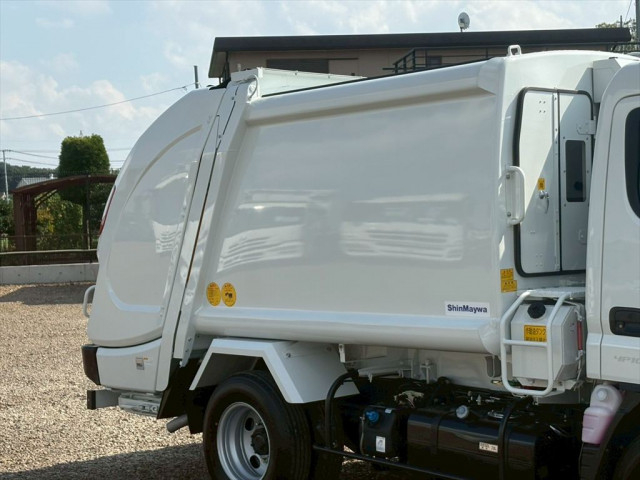 三菱ふそう キャンター 小型 塵芥車（プレス式） 2RG-FEAV0(91755) 5枚目