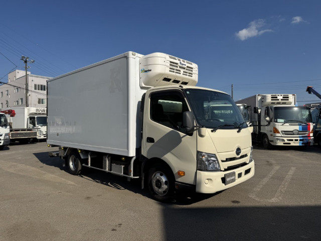 Hino dutro Small Freezer box_body 2RG-XZU712M(91775) 2枚目