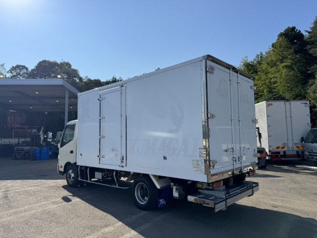 Hino dutro Small Freezer box_body 2RG-XZU712M(91775) 4枚目
