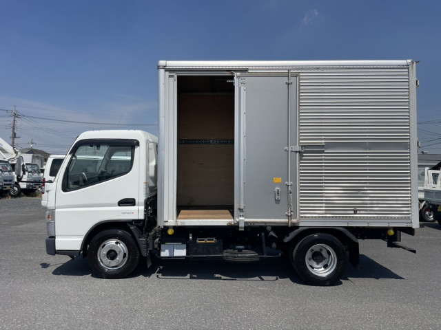 Mitsubishi Fuso canter Small Aluminium box body 2RG-FEA20(91774) 15枚目