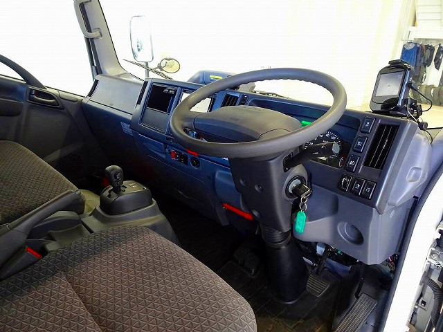 いすゞ エルフ 小型 平ボディ 2RG-NNS88AN(91784) 5枚目