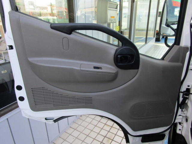 日産自動車 アトラス 小型 平ボディ CBF-SQ2F24(91785) 23枚目