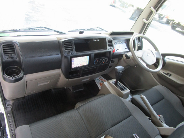 日産自動車 アトラス 小型 平ボディ CBF-SQ2F24(91785) 31枚目