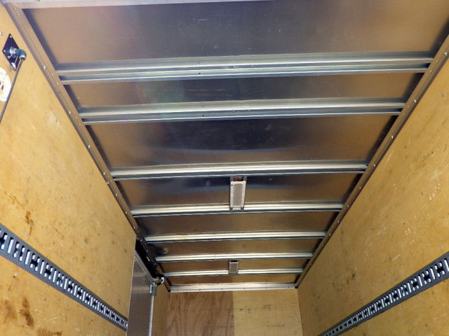 Mitsubishi Fuso canter Small Aluminium box body 2PG-FEAV0(91789) 10枚目