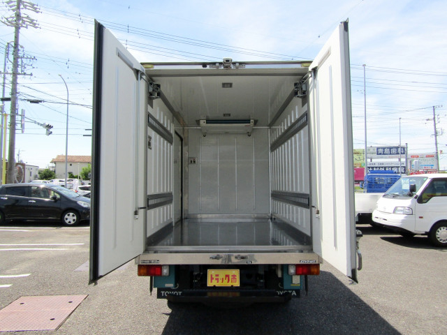 Toyota dyna Small Freezer box_body 2RG-XZC605(91806) 7枚目