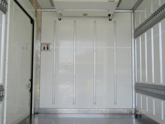 Toyota dyna Small Freezer box_body 2RG-XZC605(91806) 9枚目