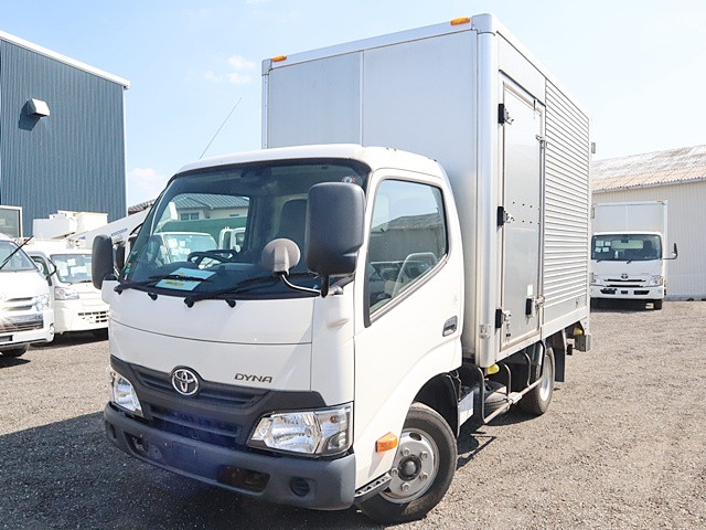 トヨタ ダイナ 小型 アルミバン TPG-XZU605(91811) 1枚目